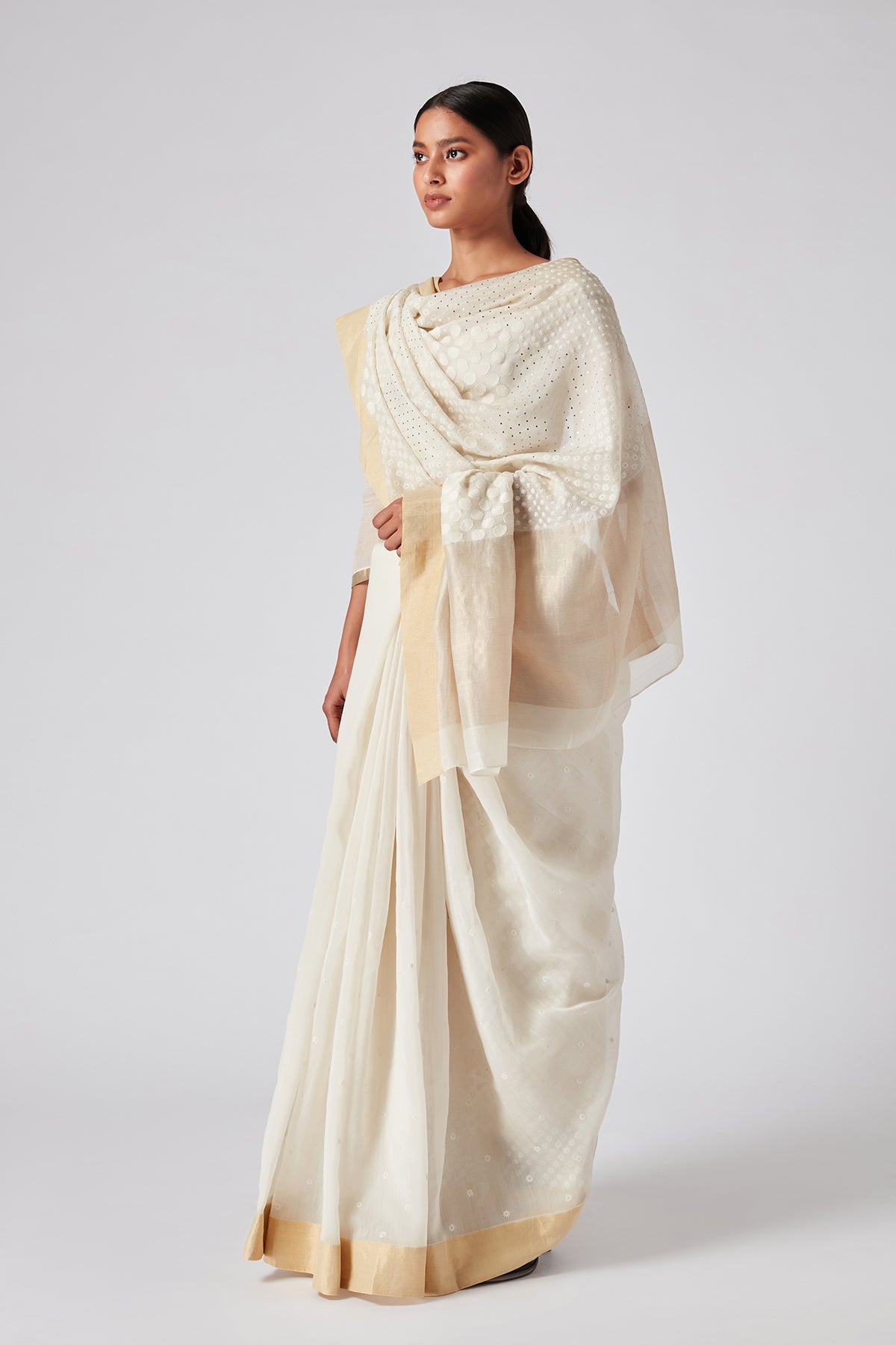 Chikan Sari