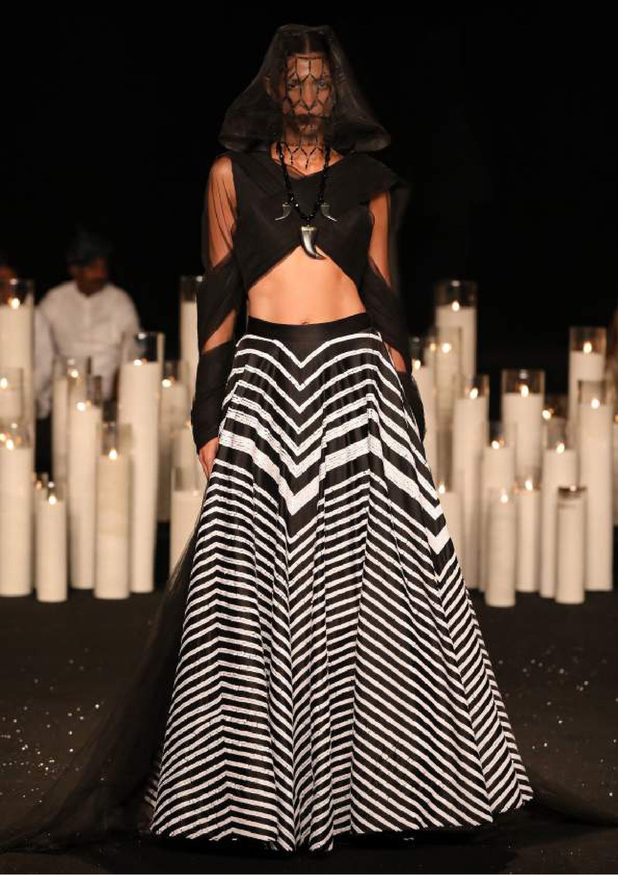 Desert Rose - Look 12