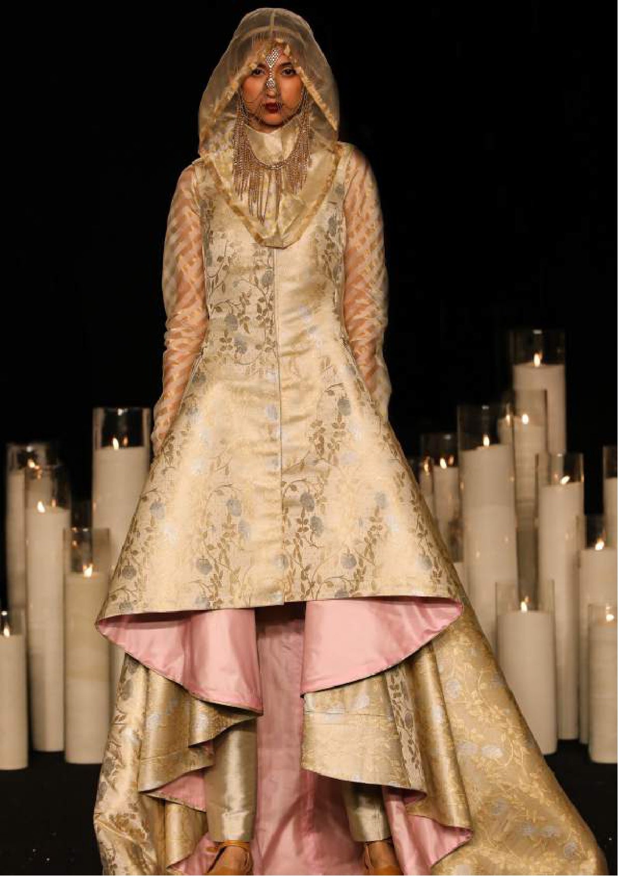 Desert Rose - Look 28