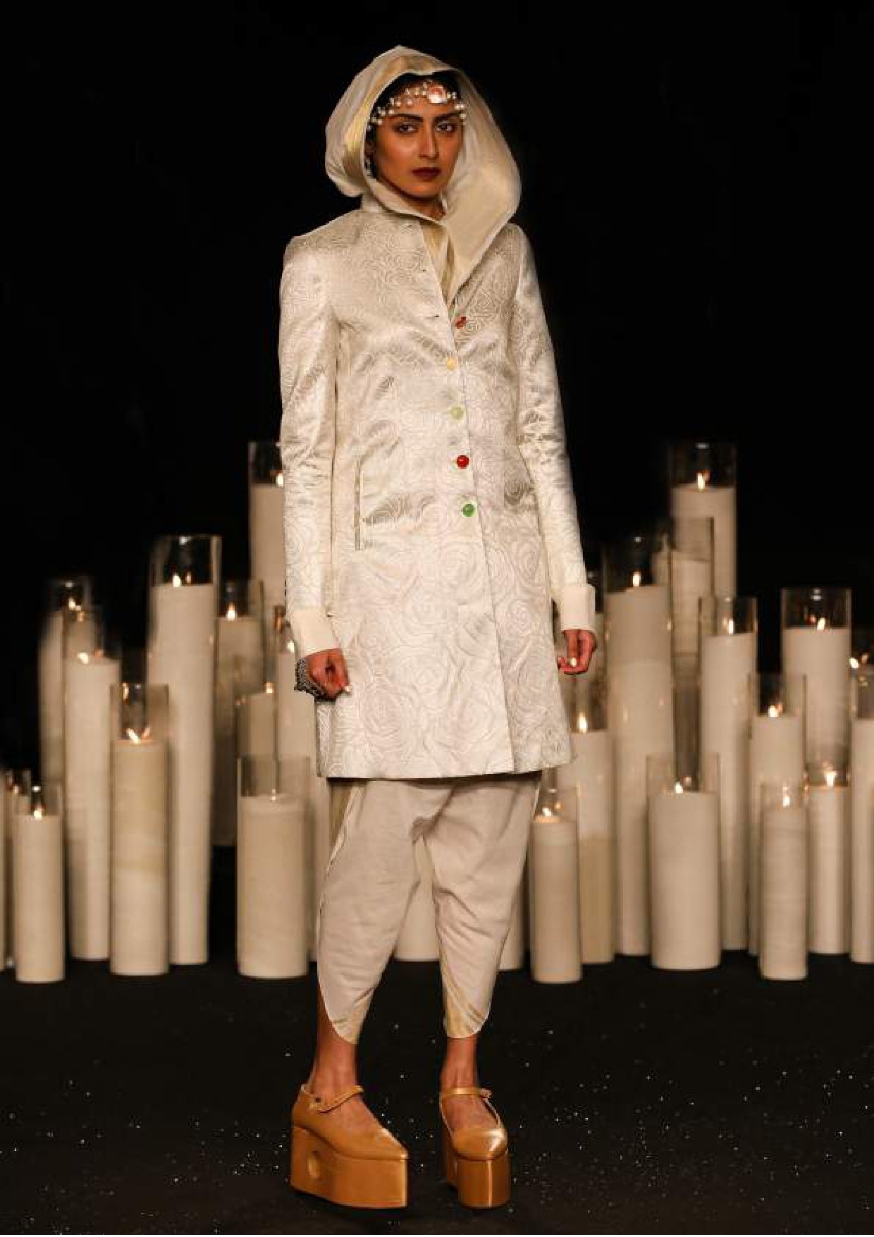Desert Rose - Look 32