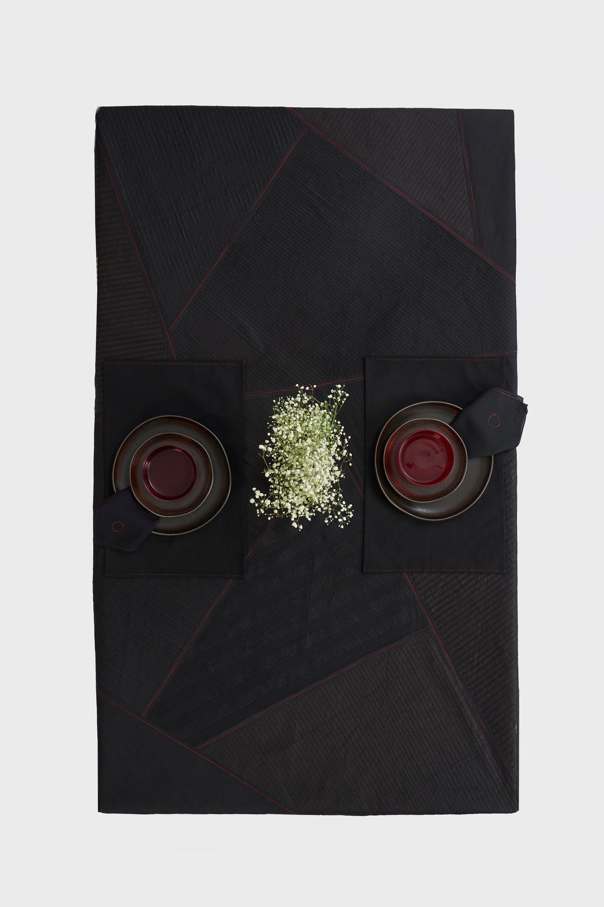 Koppam Table Cover