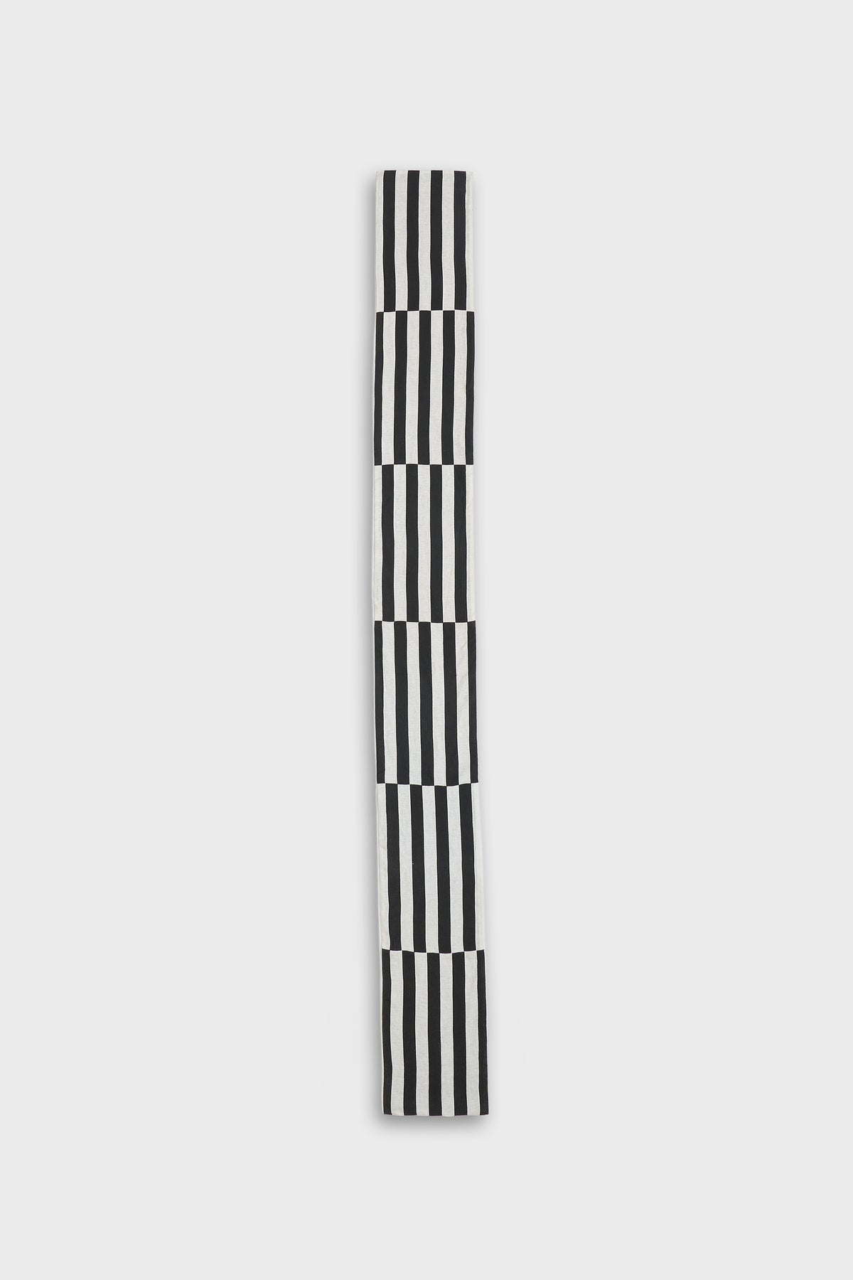 Badaje Table Runner