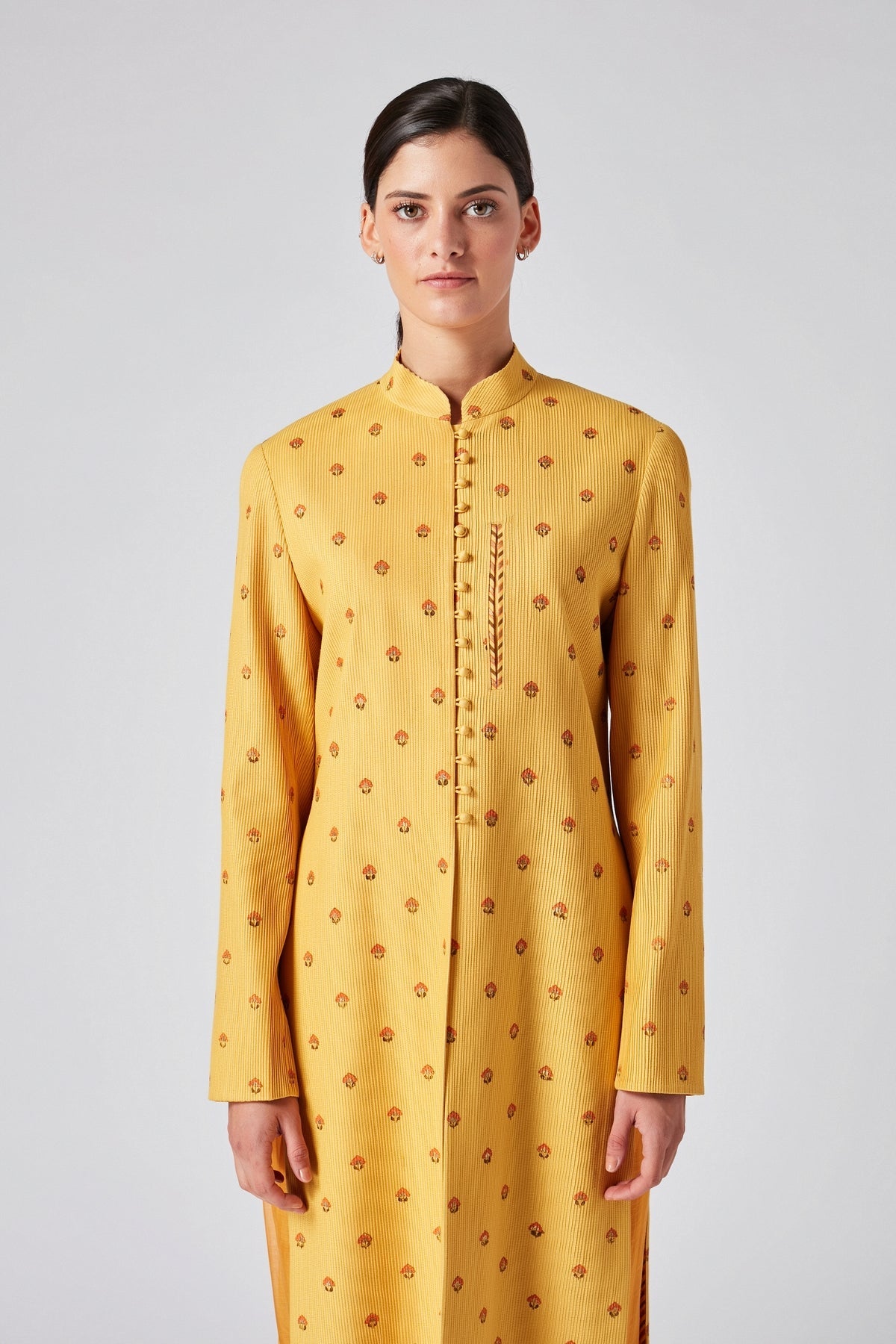 Nohariya Pintuck Sherwani