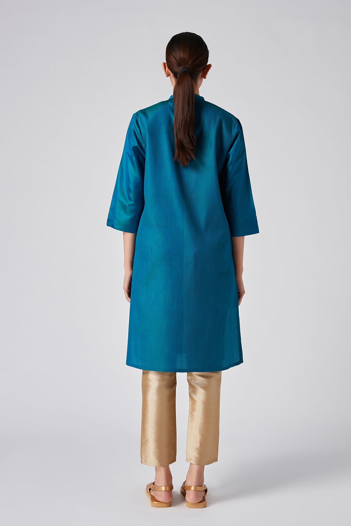 Khinsar Pintuck Kurta