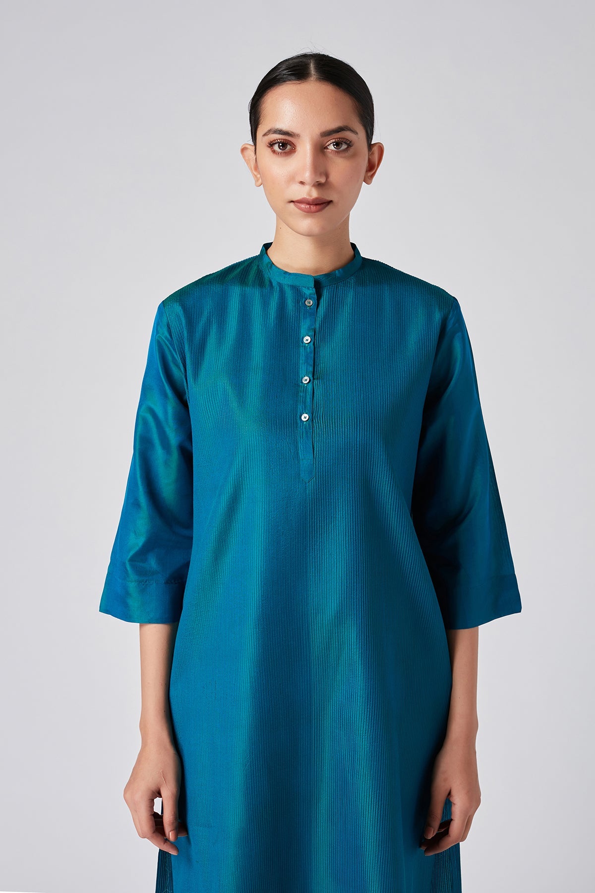 Khinsar Pintuck Kurta