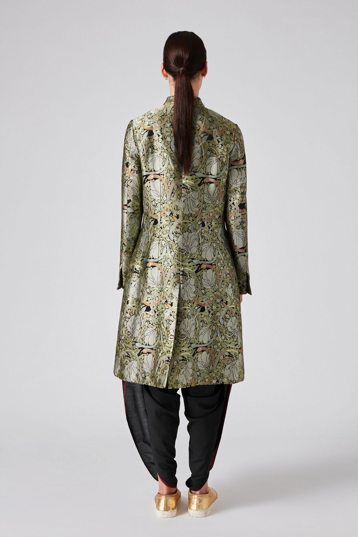 Pahriya Long Jacket