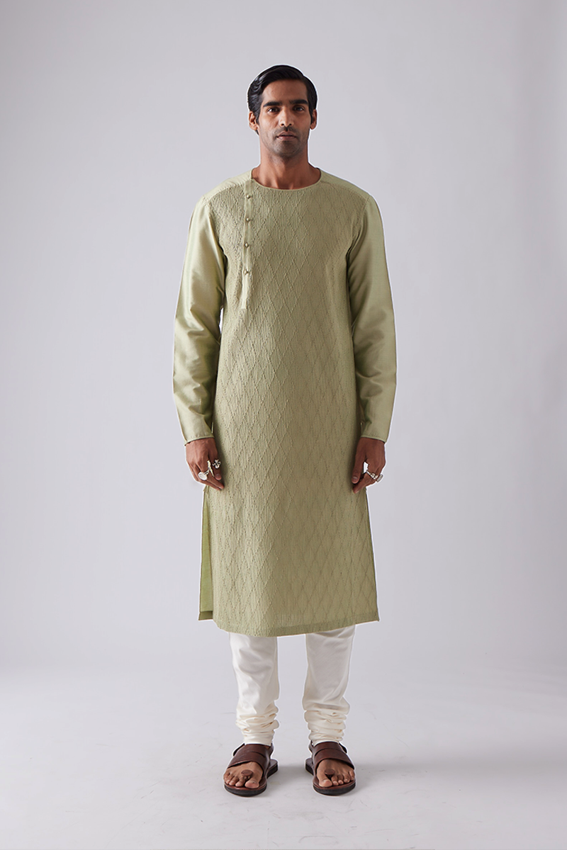 Kelawas Pintuck Kurta Set