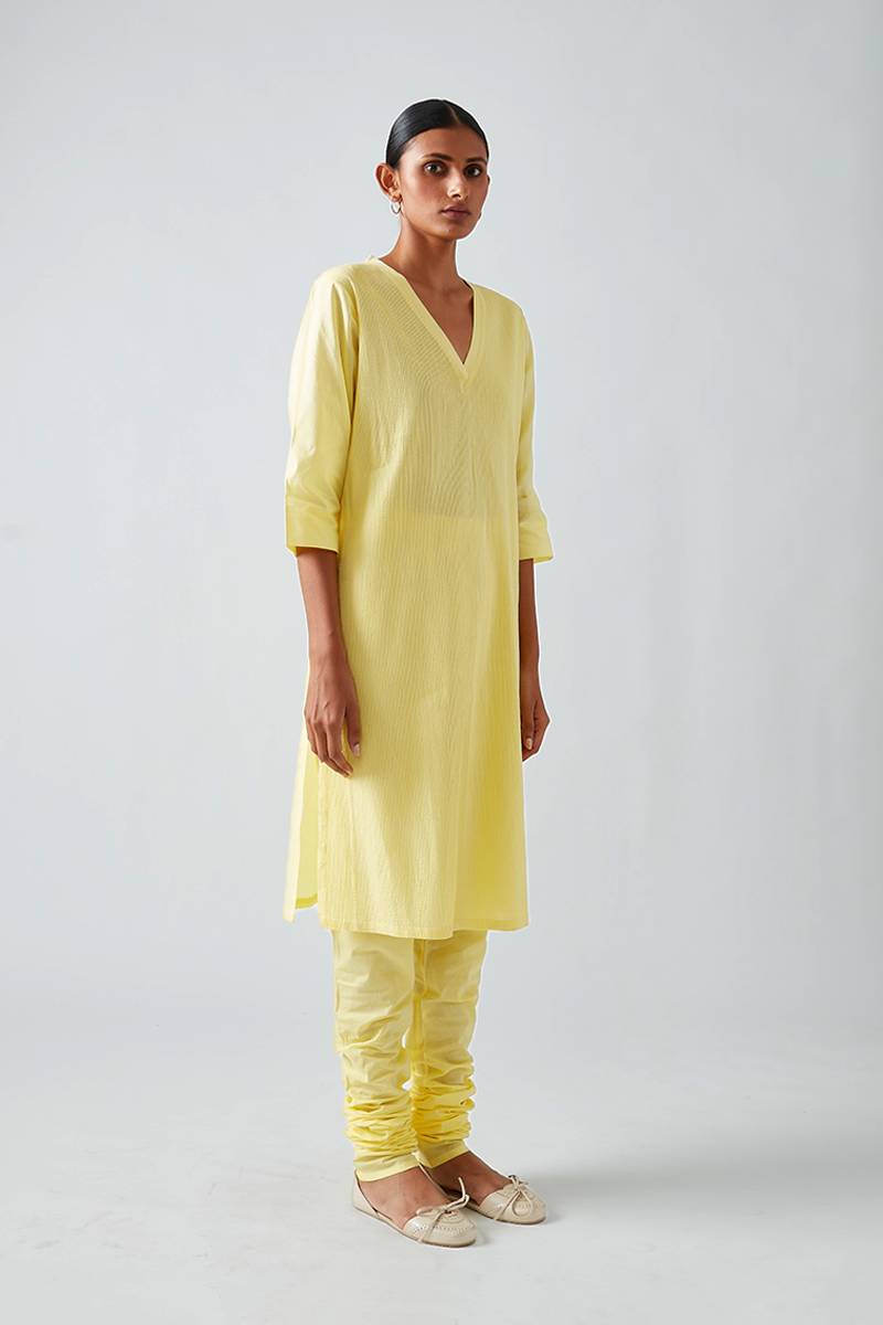 Khinsar Pintuck Kurta Set
