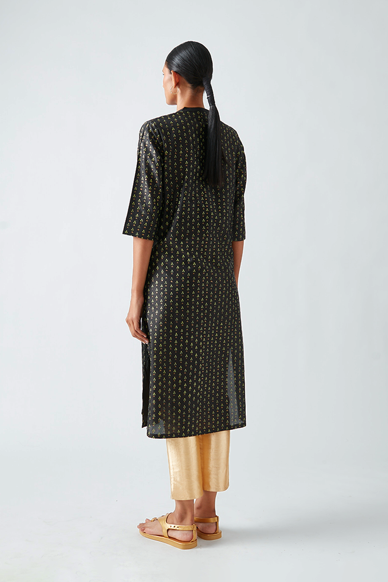 Kalaheri Pintuck Hand Print Kurta Set