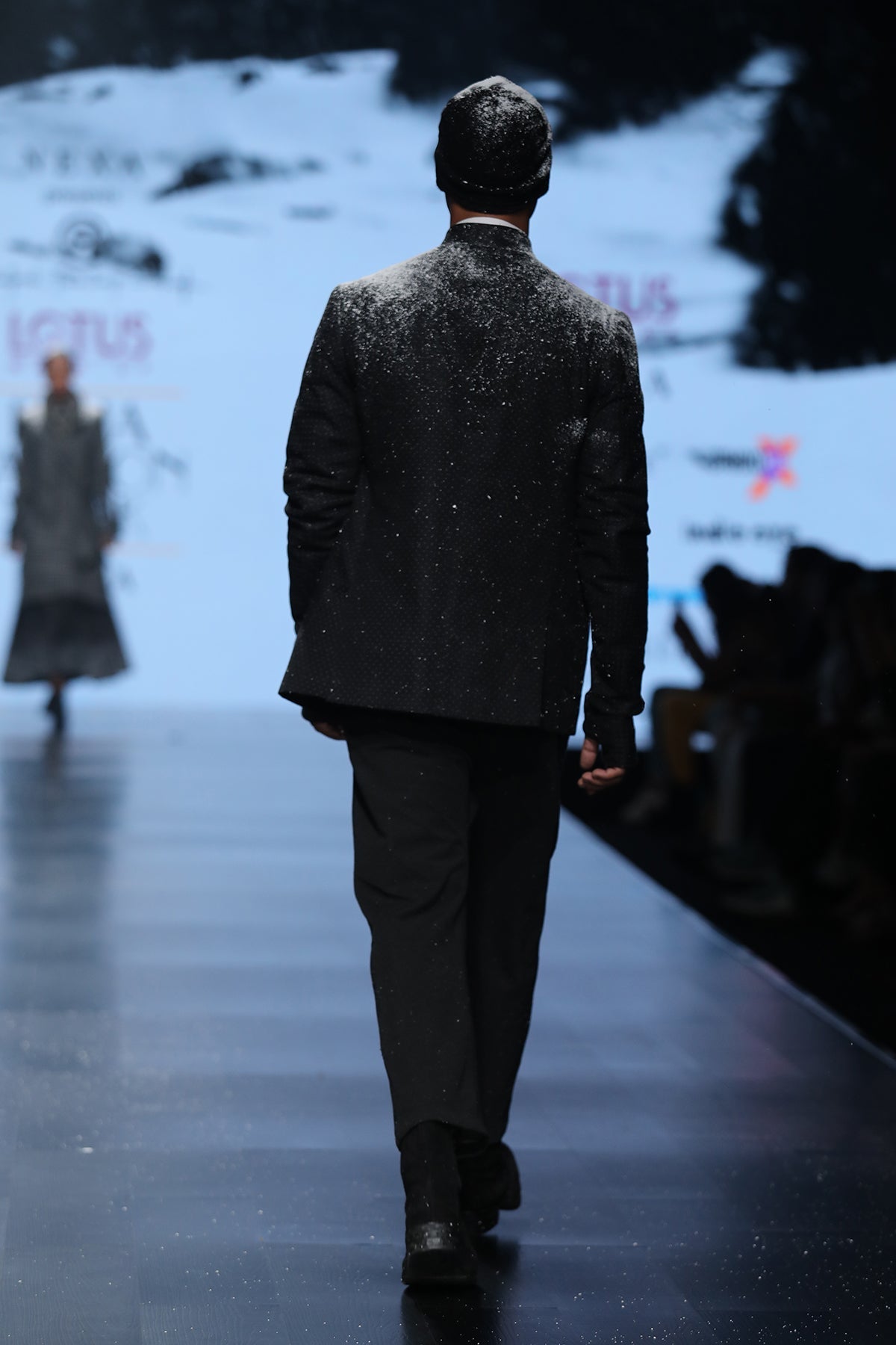 Thamsar Jacket