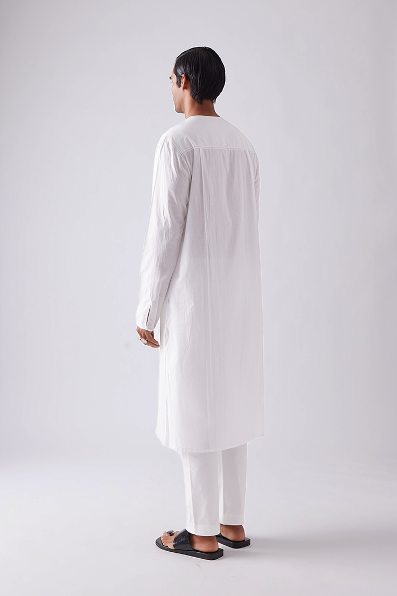 Khinsar Pintuck Kurta Set