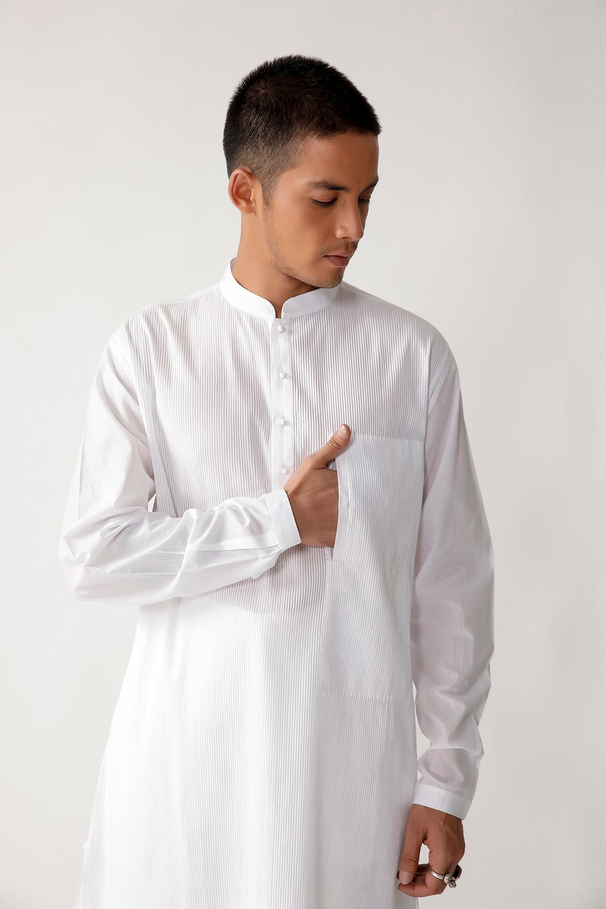 Veerawa Pintuck Kurta