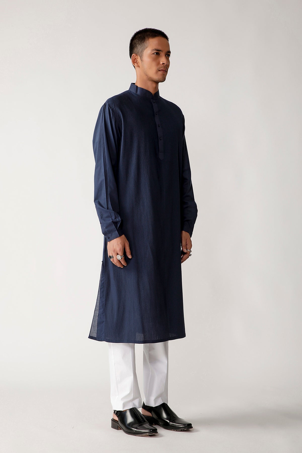 Khinsar Pintuck Kurta Set