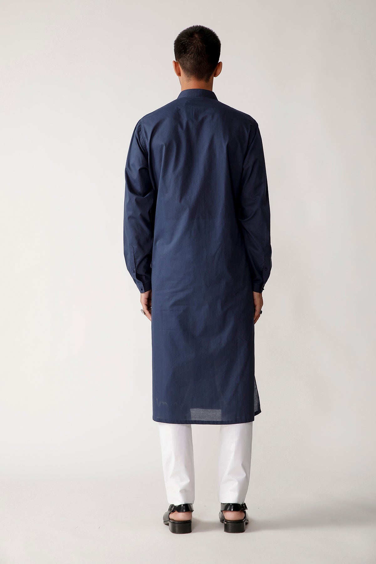 Khinsar Pintuck Kurta Set