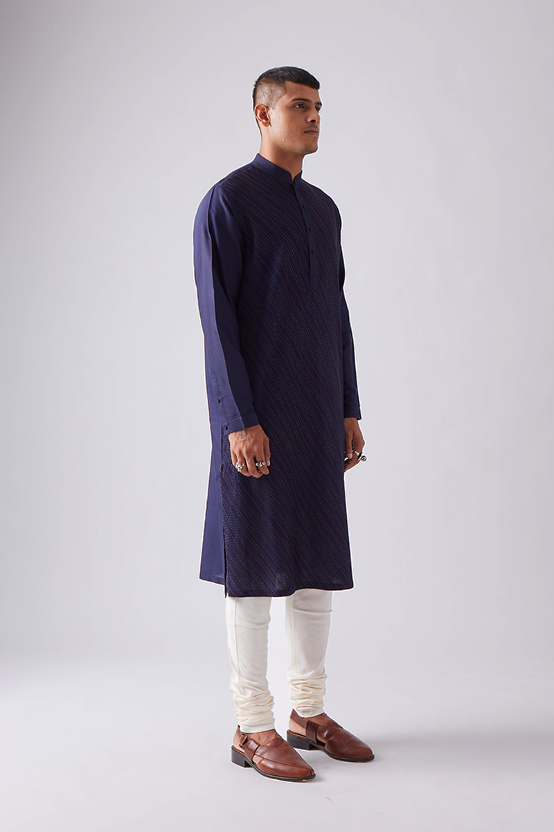 Awra Pintuck Kurta Set