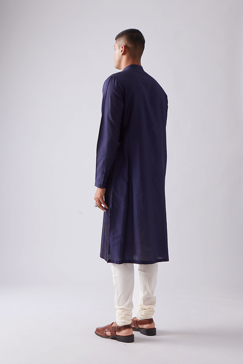 Awra Pintuck Kurta Set