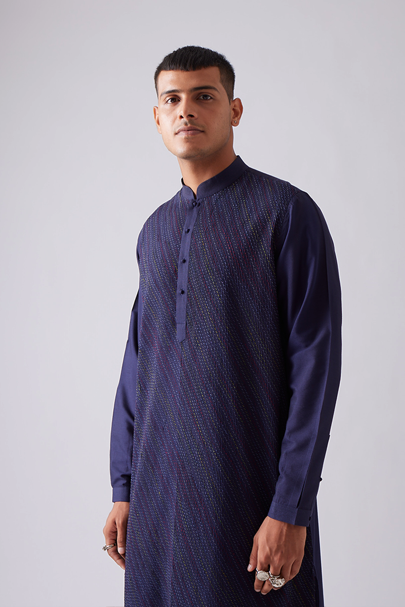 Awra Pintuck Kurta Set
