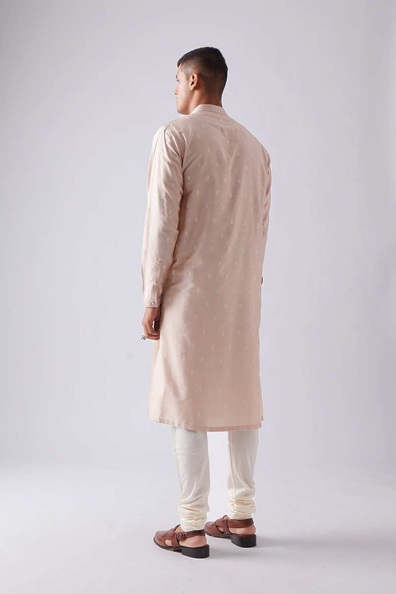 Kalwara Embroidered Kurta Set