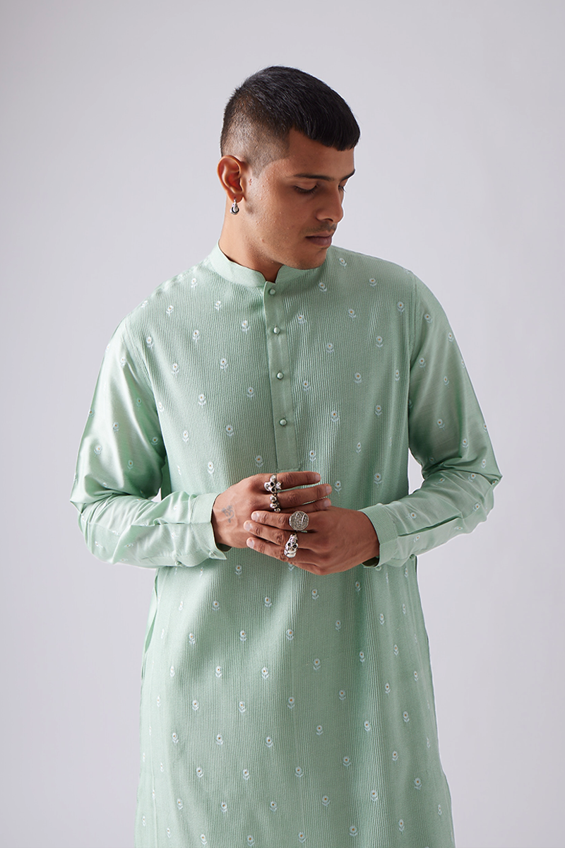 Kalwara Embroidered Kurta Set
