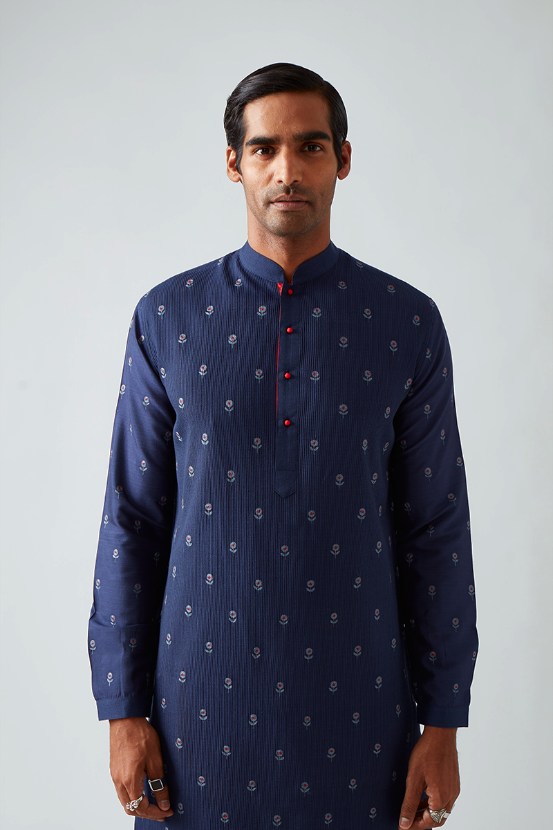 Kalwara Embroidered Kurta Set