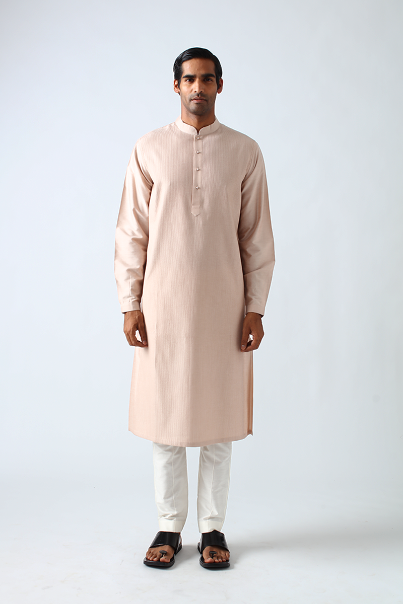 Khinsar Pintuck Kurta Set