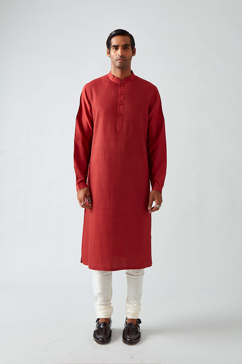 Khinsar Pintuck Kurta Set
