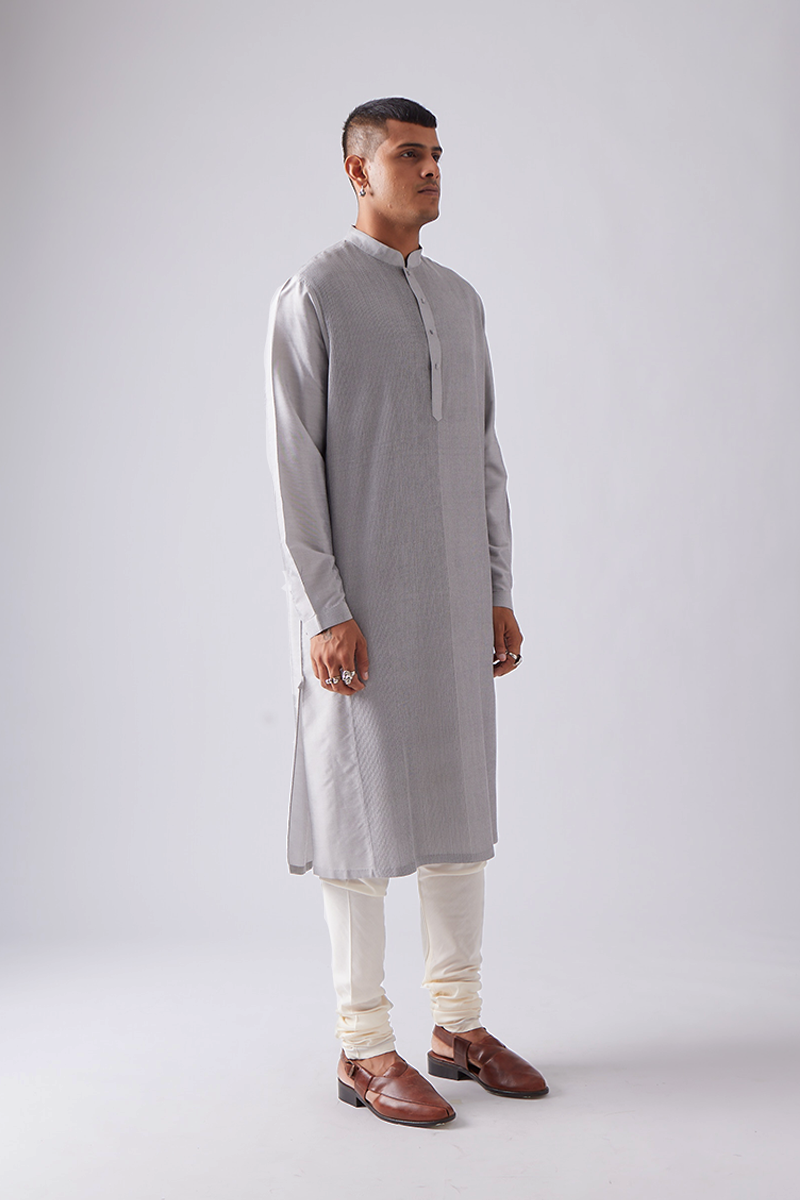 Khinsar Pintuck Kurta Set