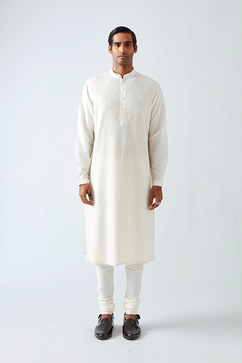 Kelawas Pintuck Kurta Set
