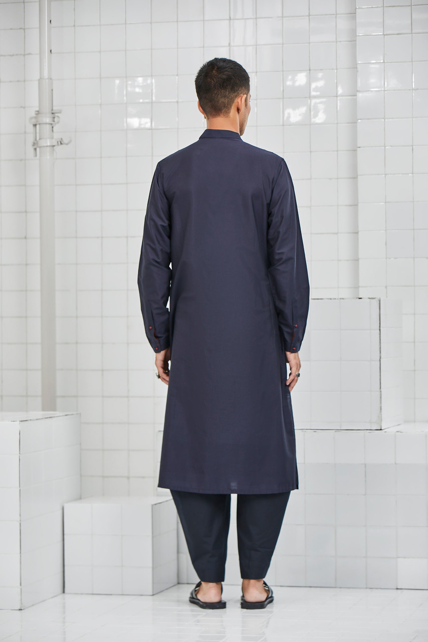 Kelawas Pintuck Kurta Set
