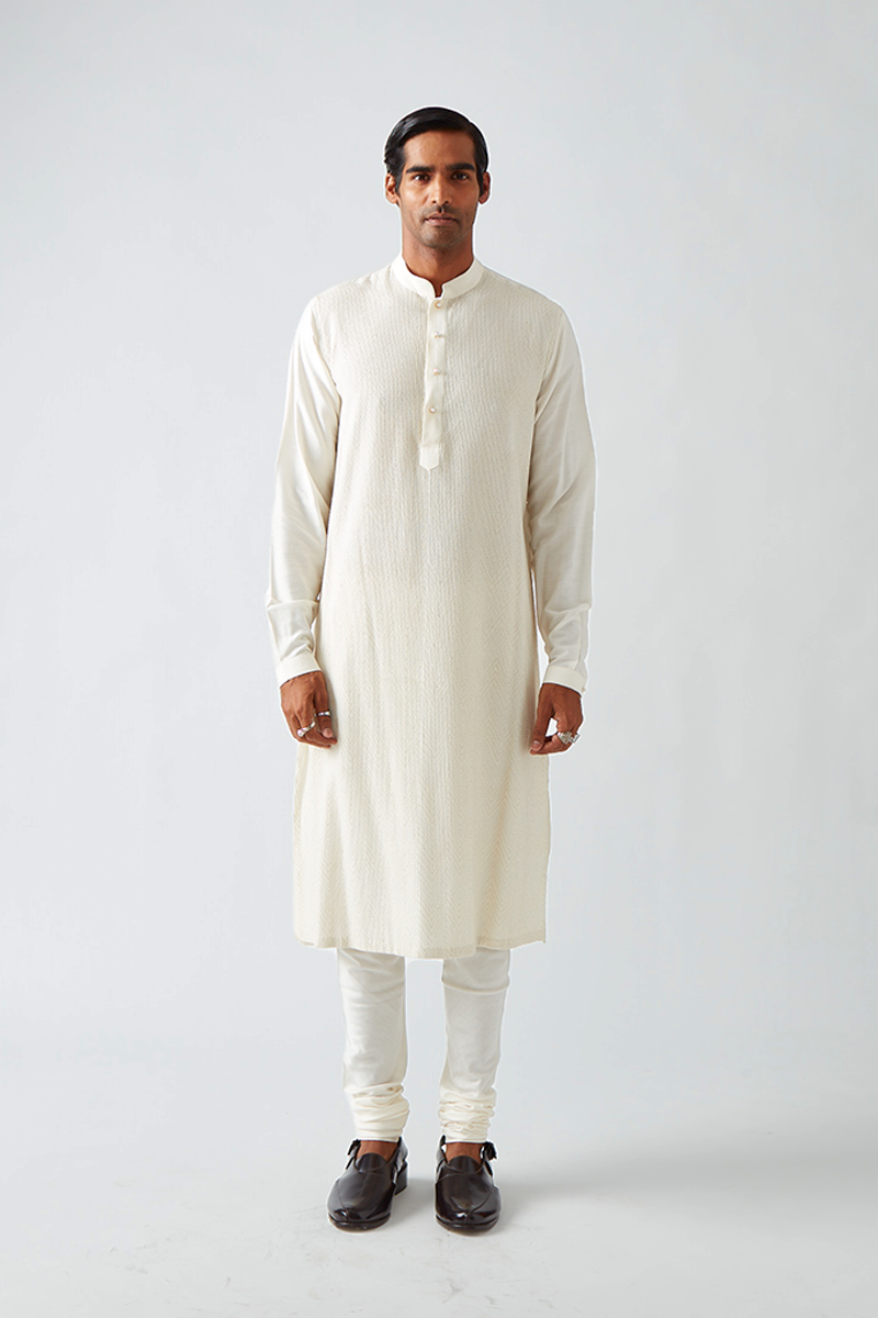 Banar Pintuck Kurta Set