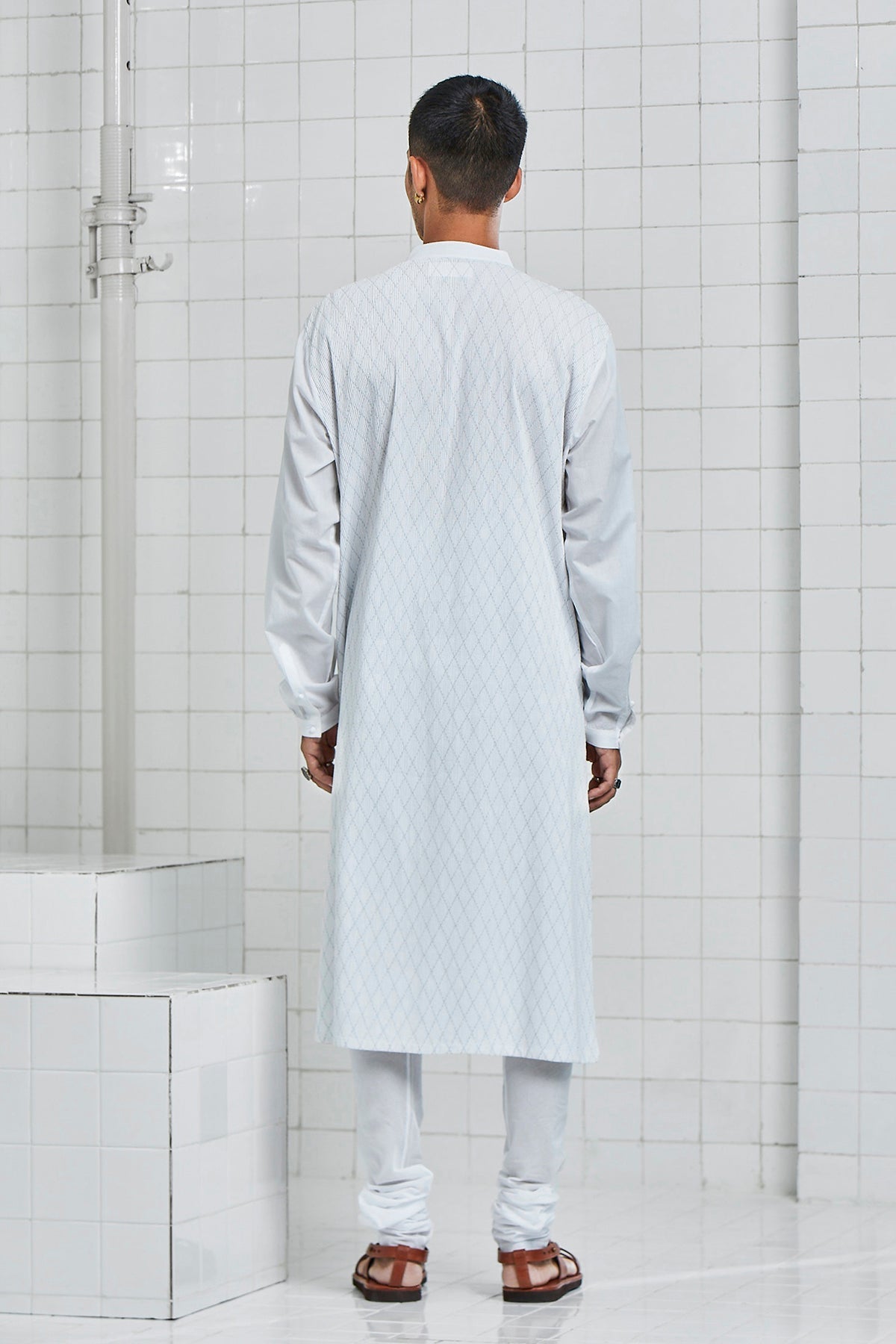 Khichan Pintuck Topstitch Kurta Set