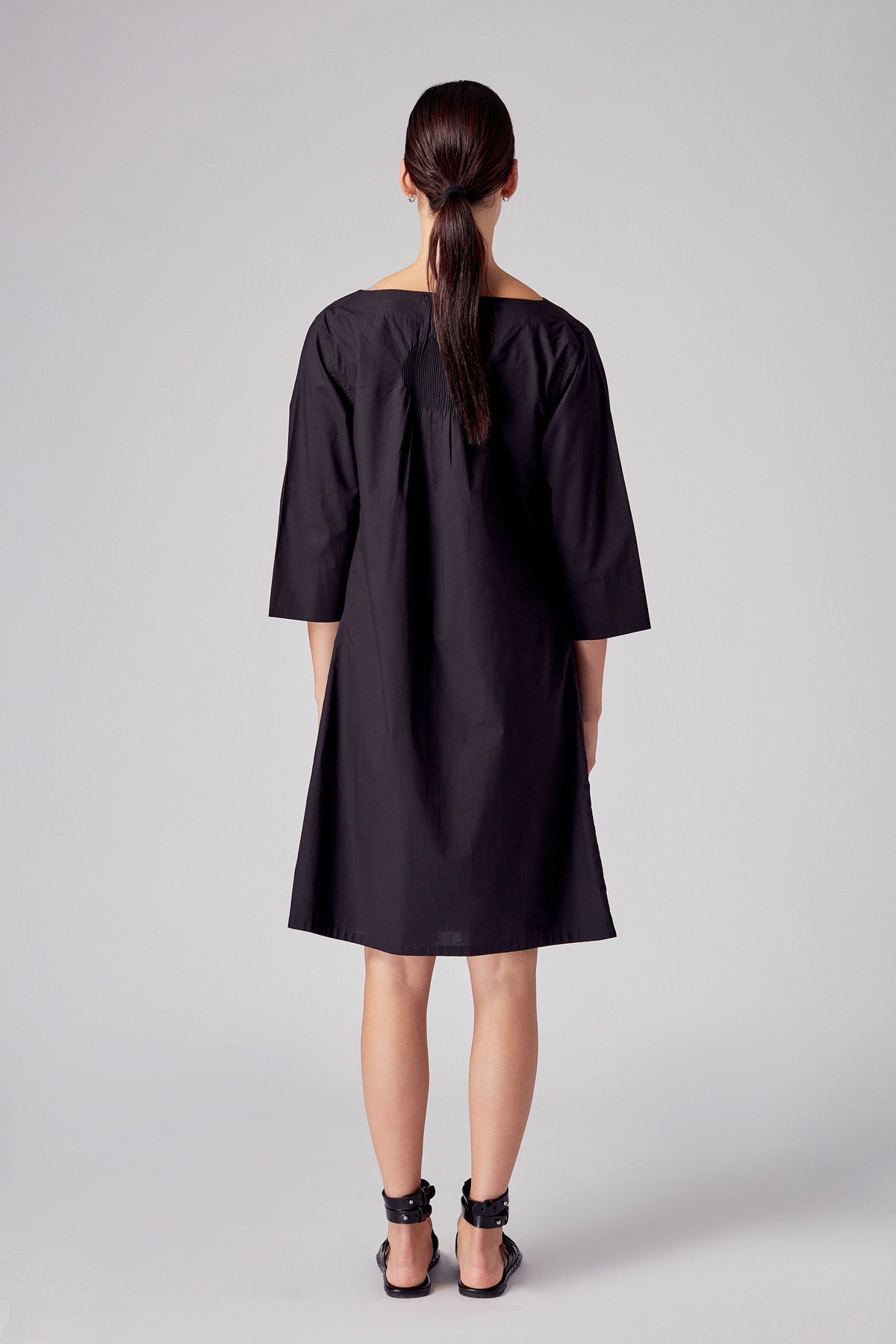 Ainta Dress With Cone Pockets