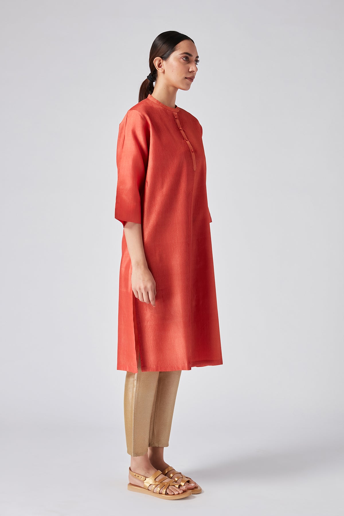 Khinsar Pintuck Kurta