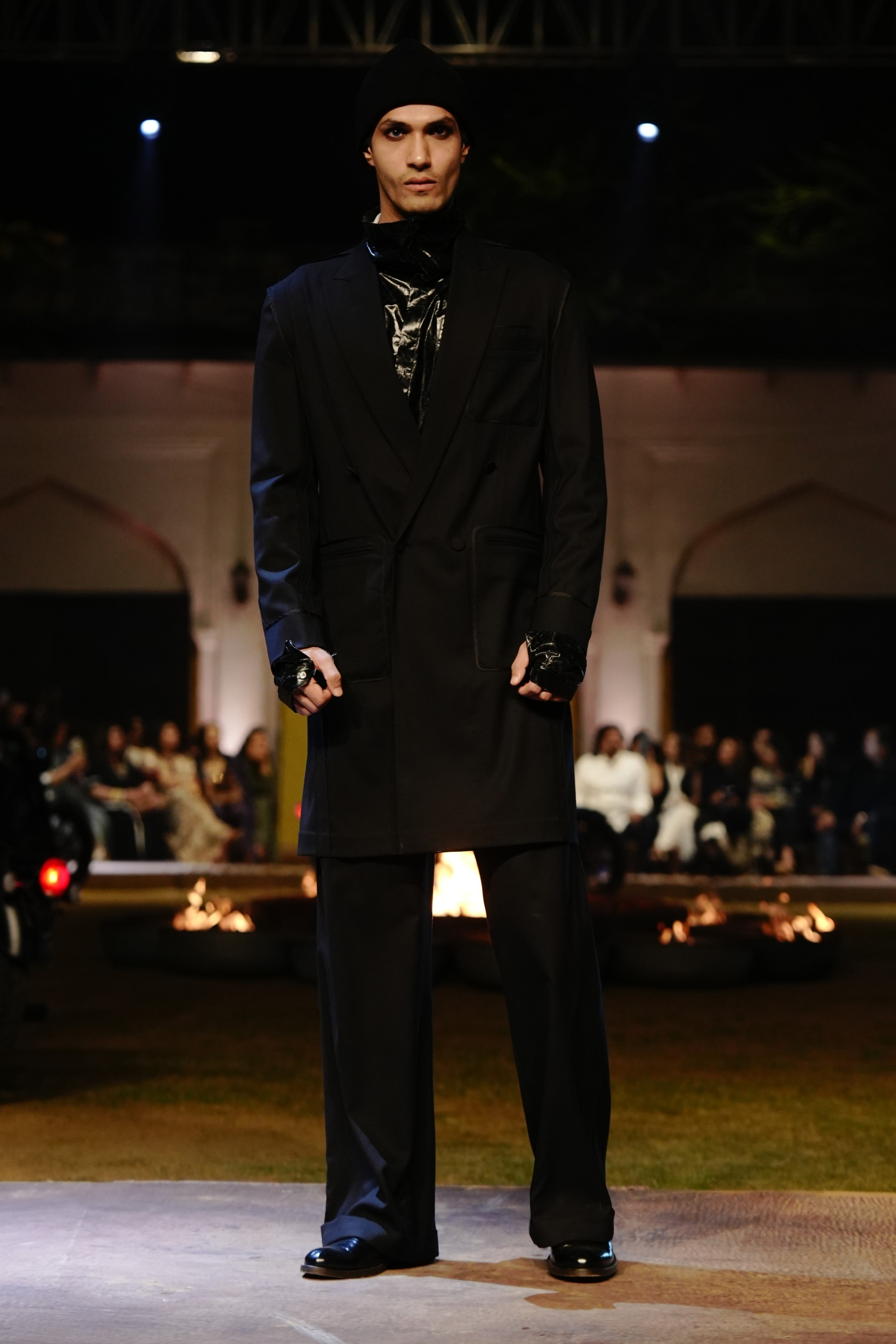 LOOK 9