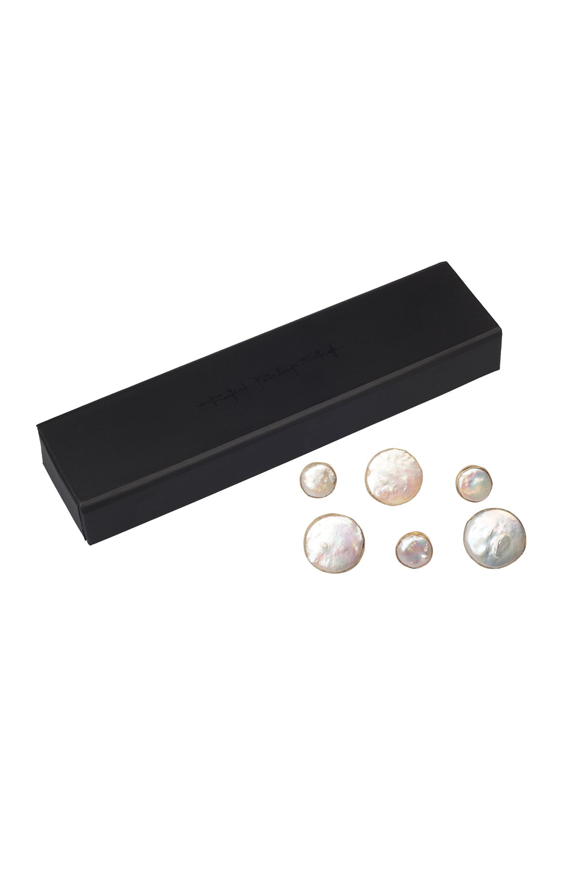 Natural Pearl Button Set
