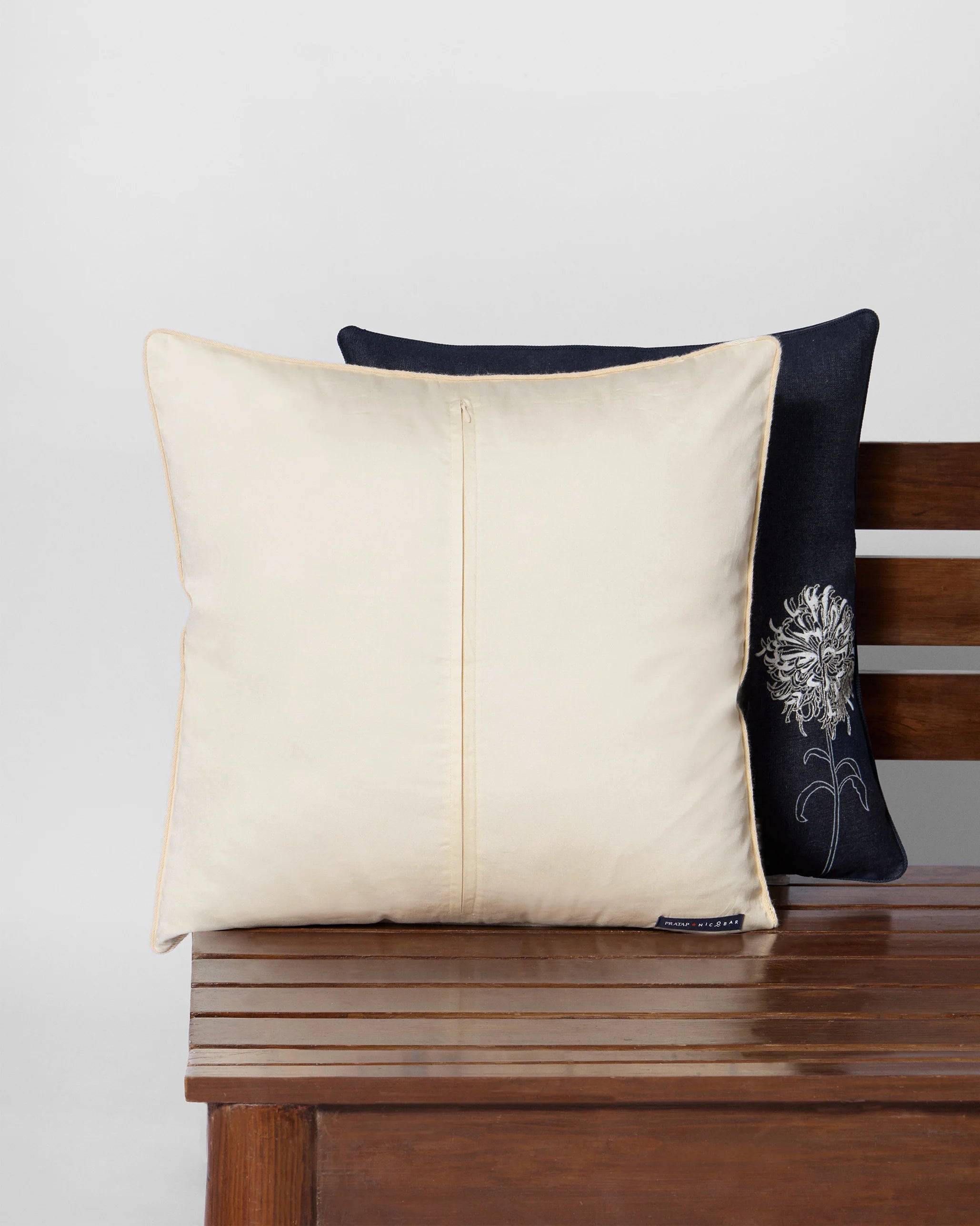 Shola Variegated Cushion with filler 20X20