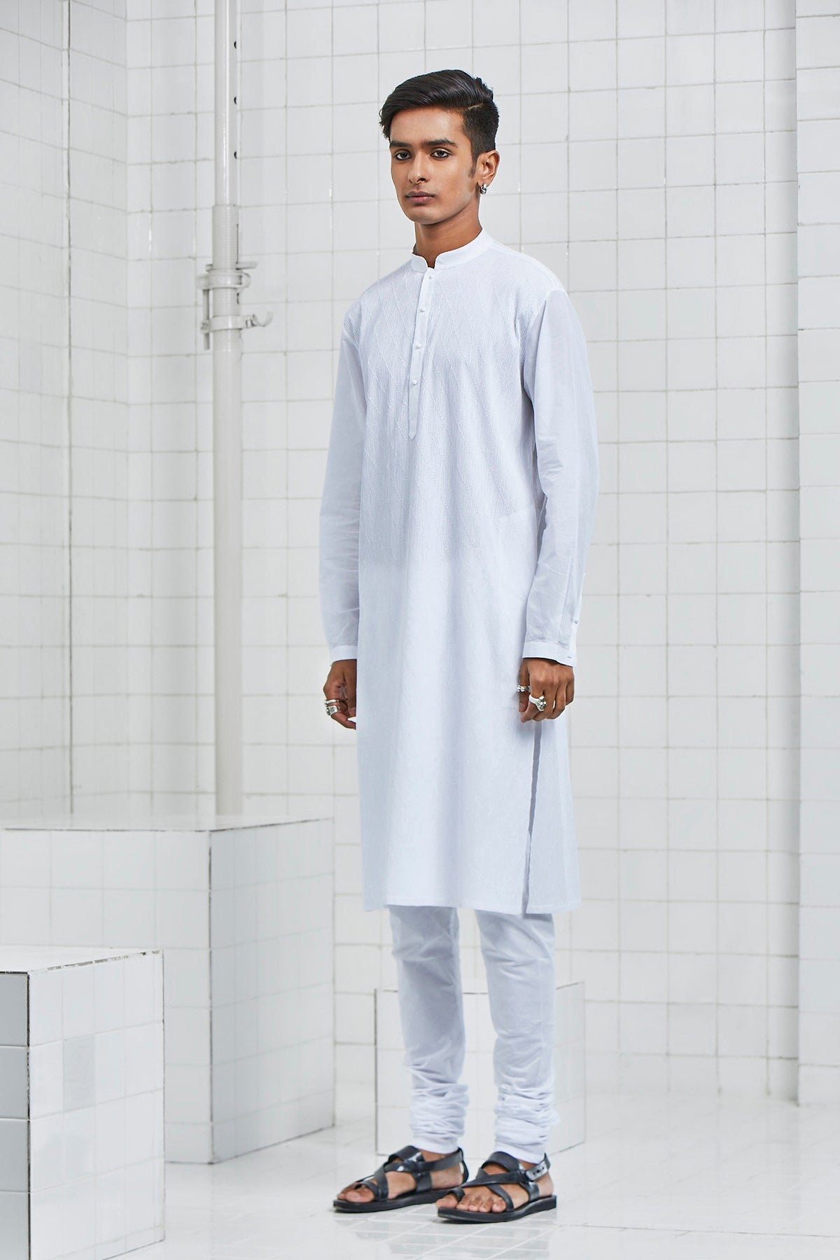 Kelawas Pintuck Kurta Set