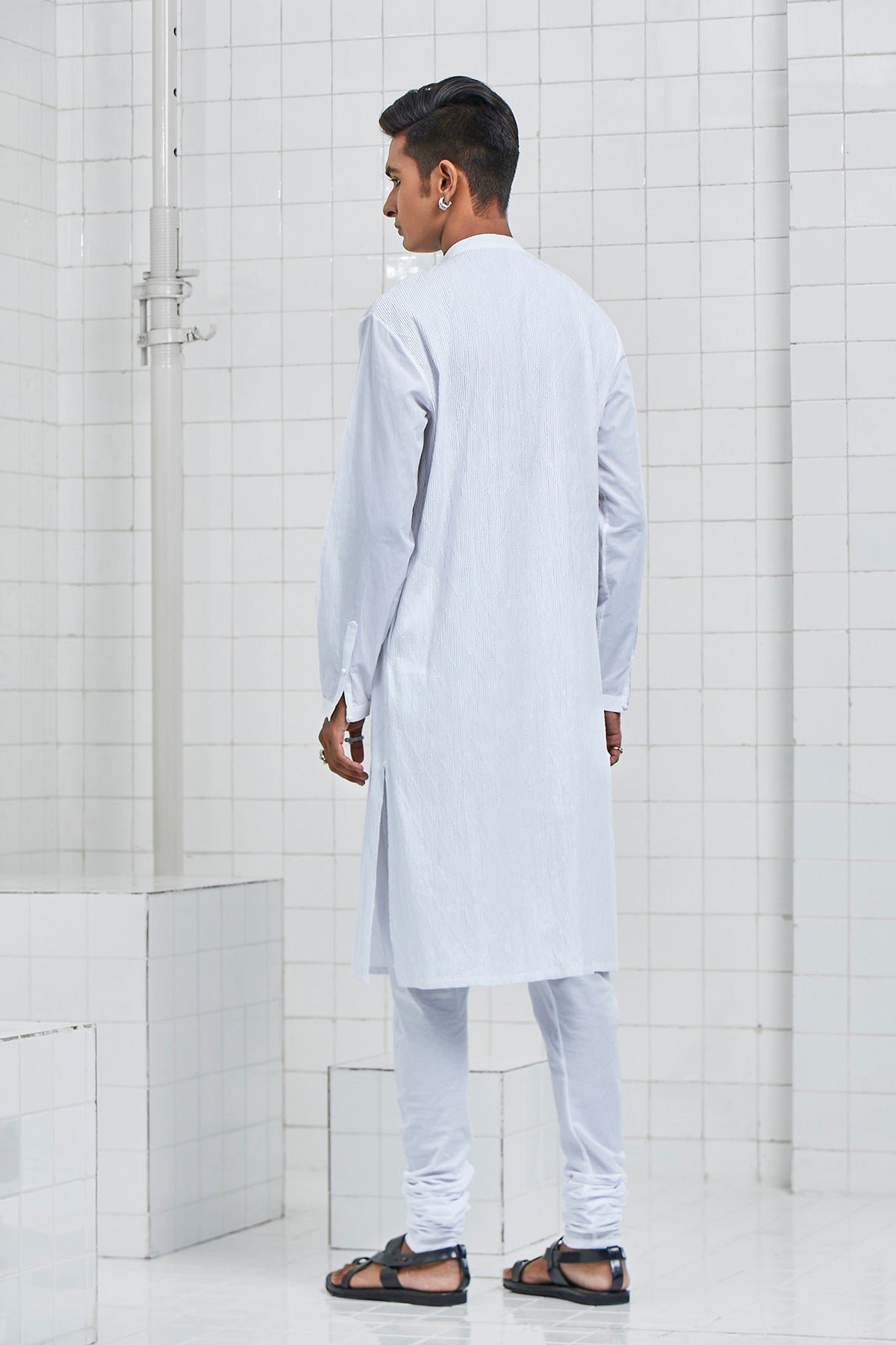 Kelawas Pintuck Kurta Set