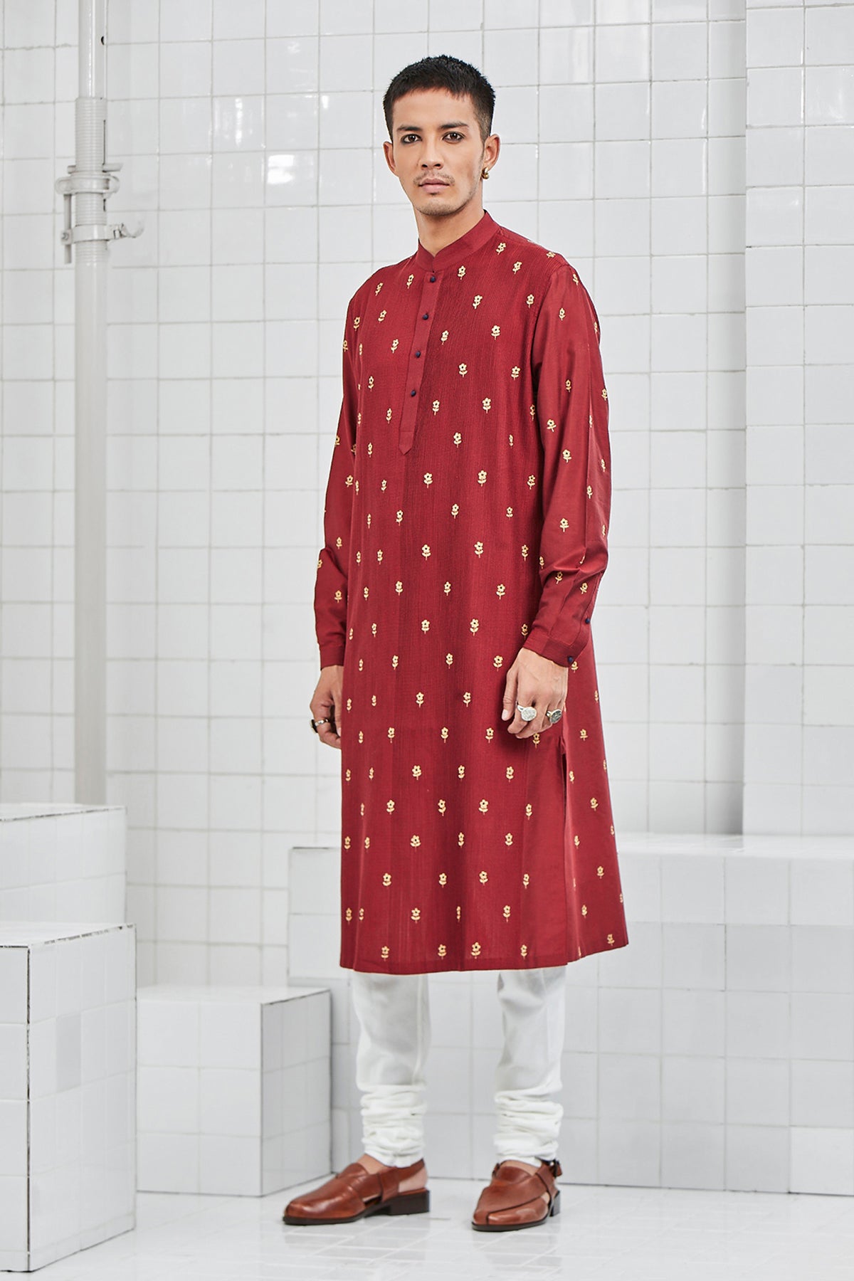 Kakrali Floral Embroidered Kurta Set