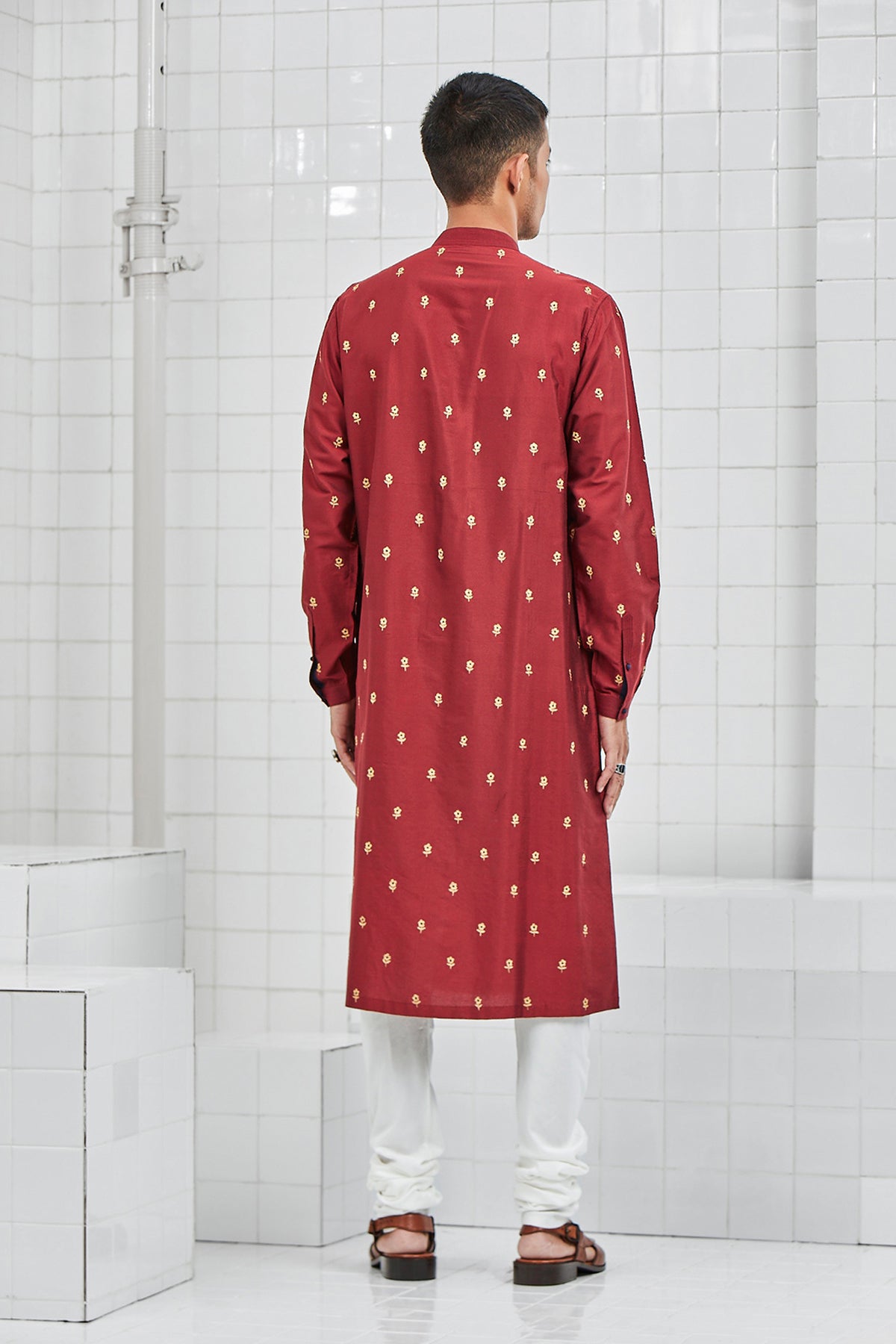 Kakrali Floral Embroidered Kurta Set