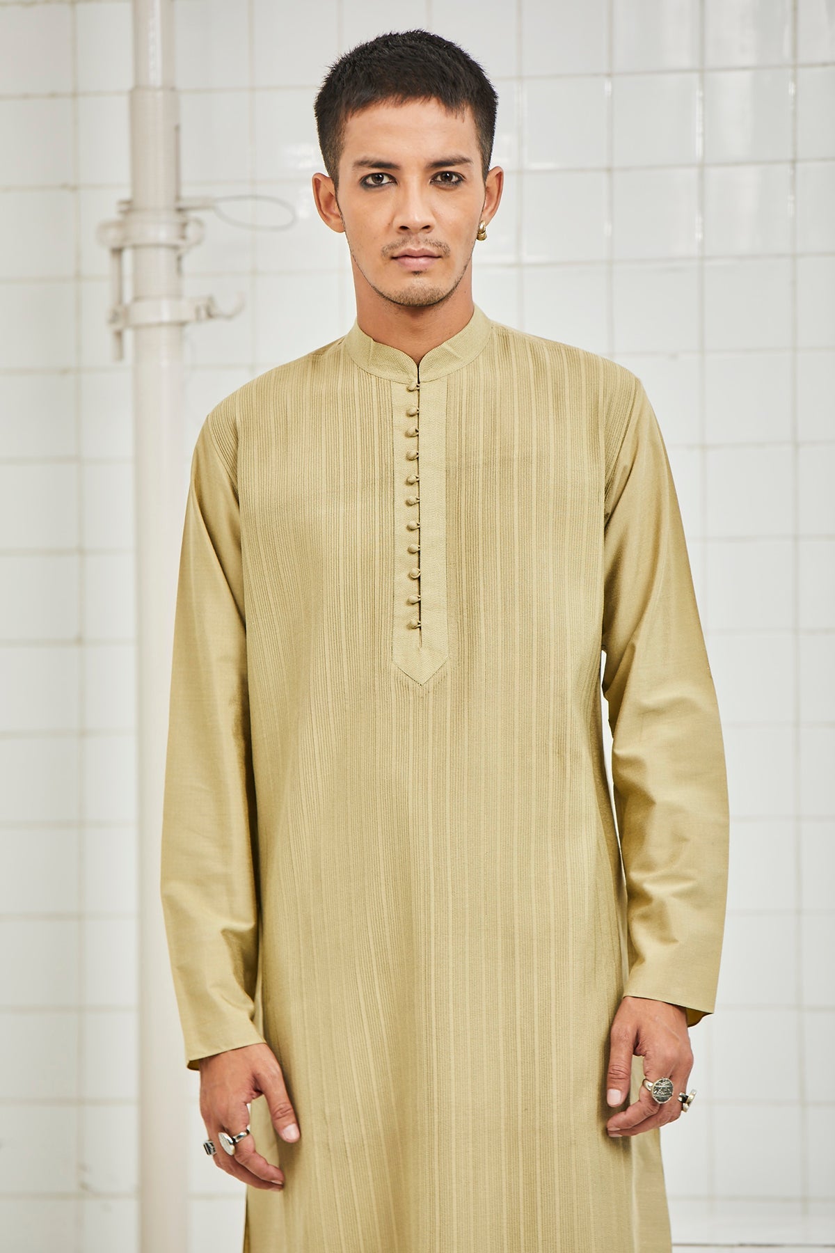 Reni Pintuck Kurta Set
