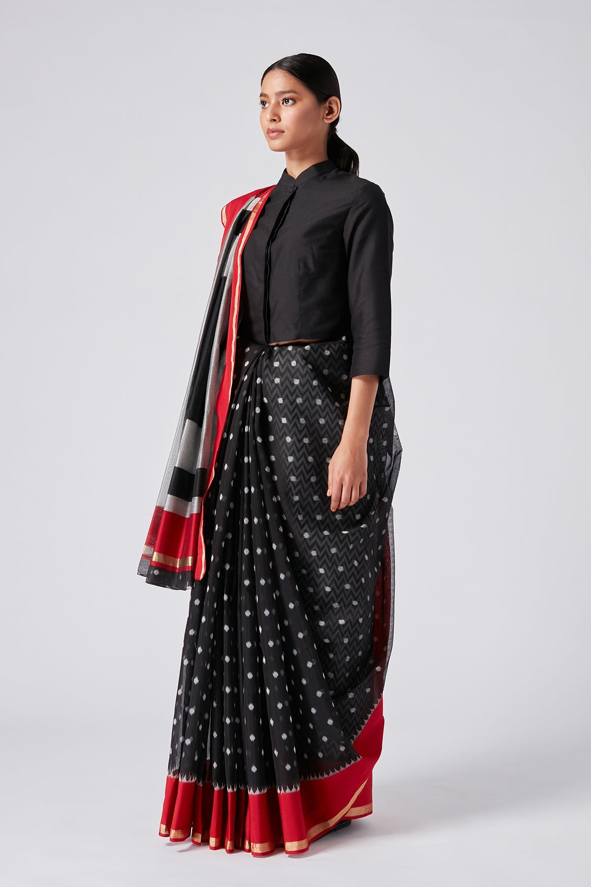 Haliya Ikat Sari