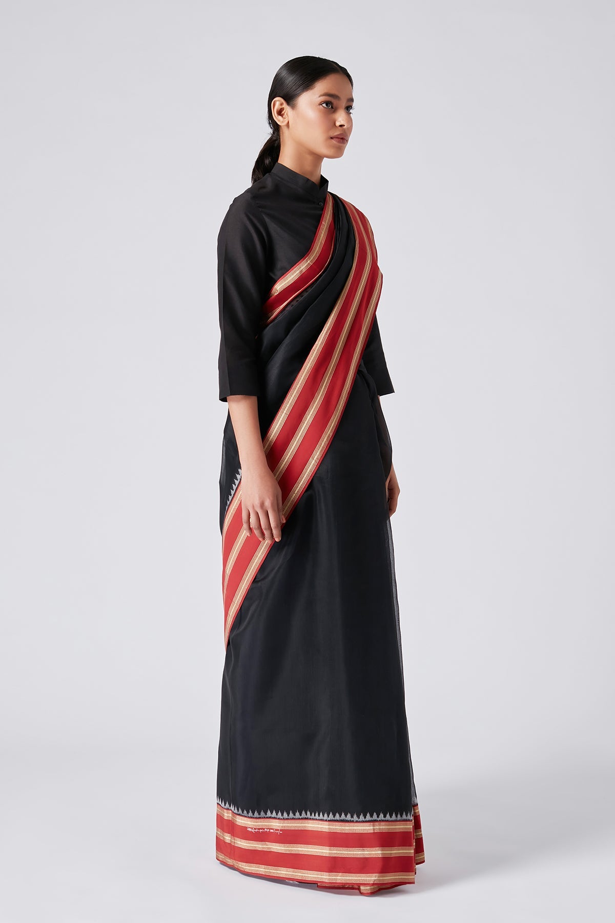 Kepal Ikat Sari