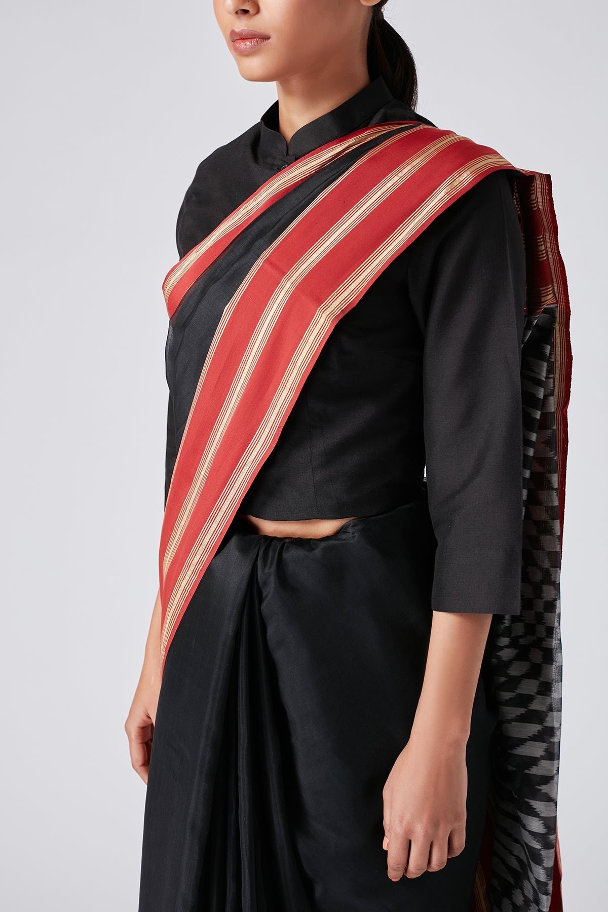 Kepal Ikat Sari