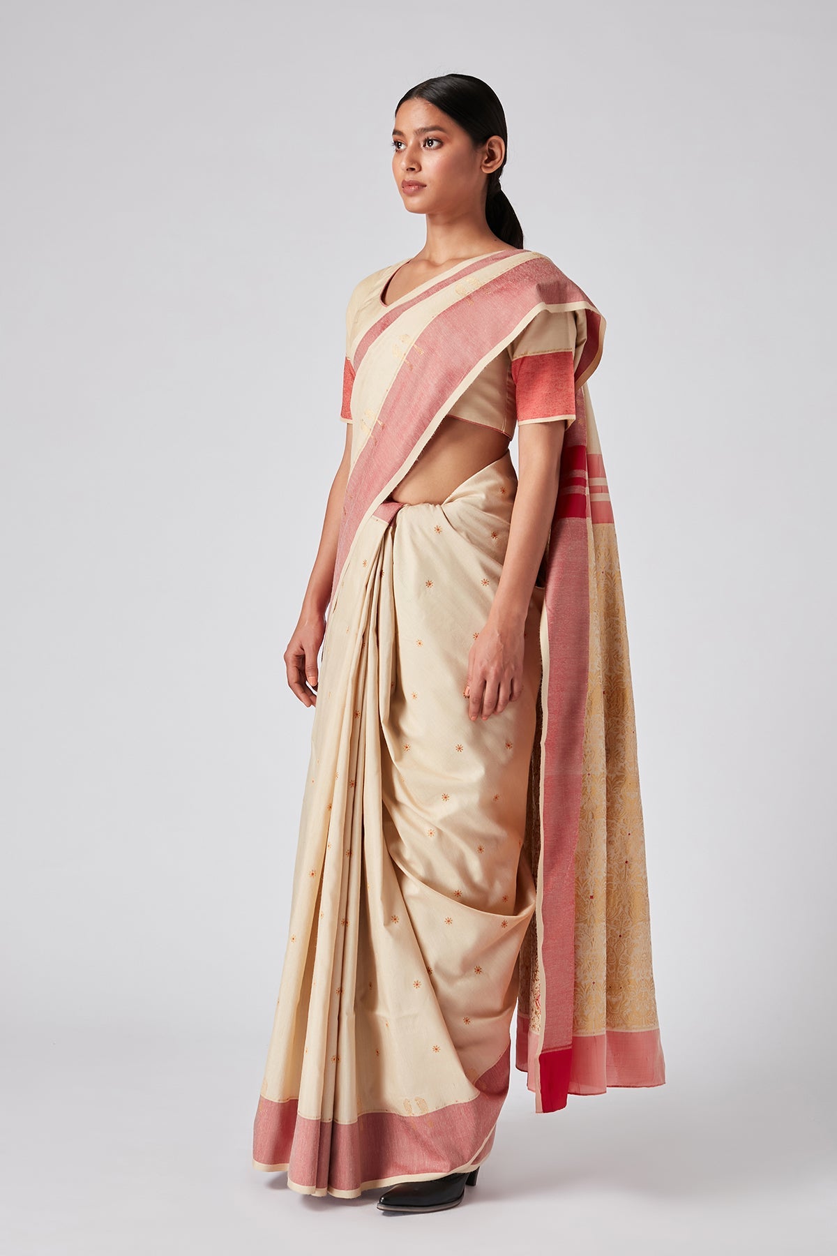 Shikargah Sari