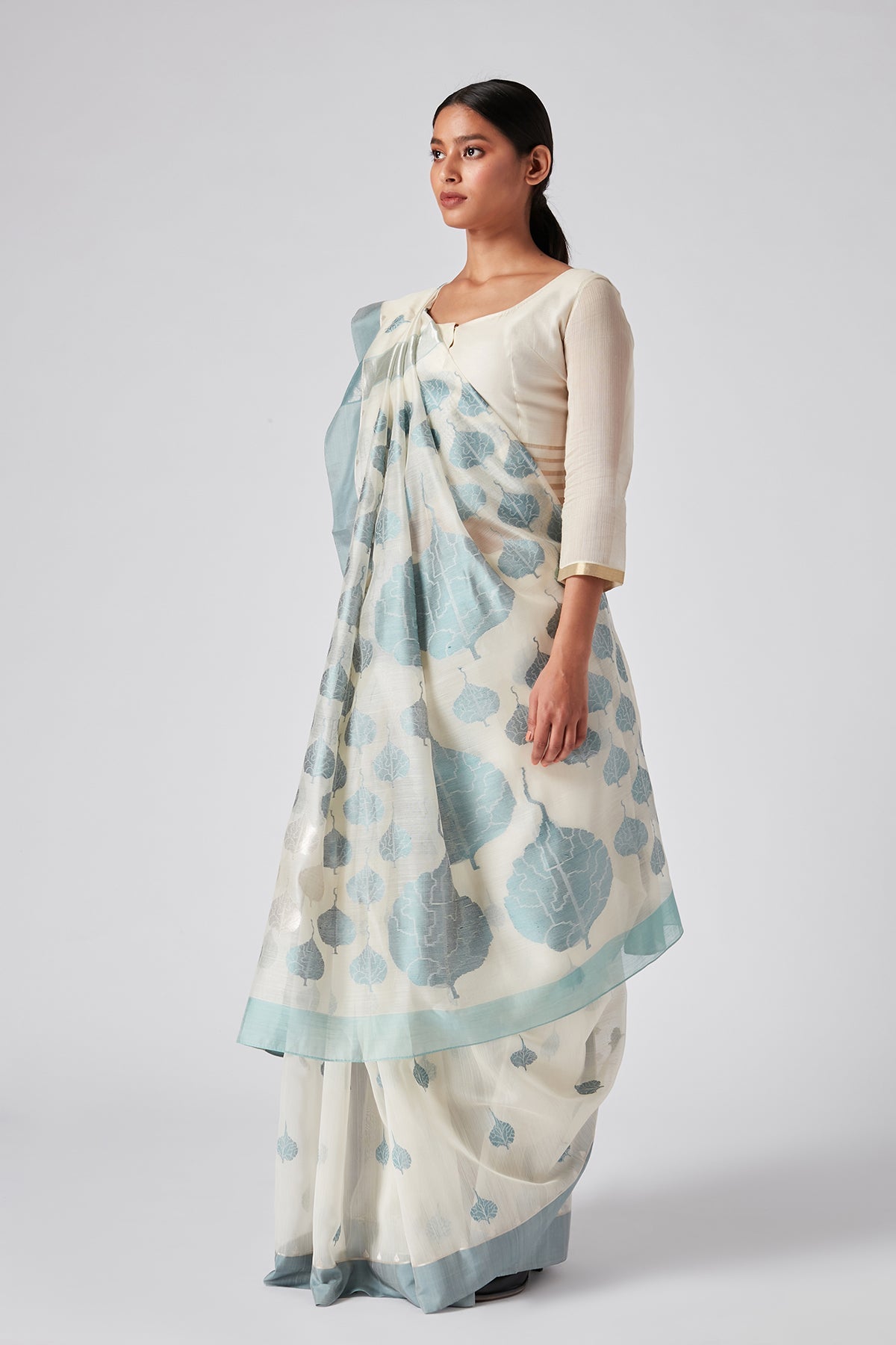 Peepal Motif Sari
