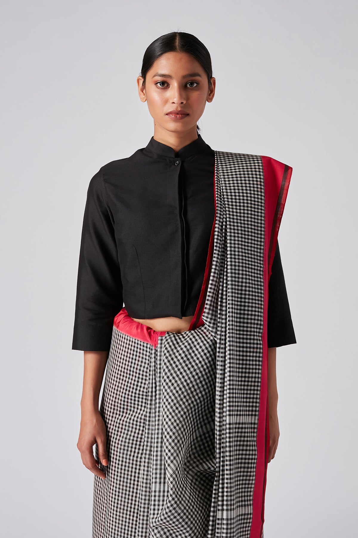 Mothey Ikat Sari