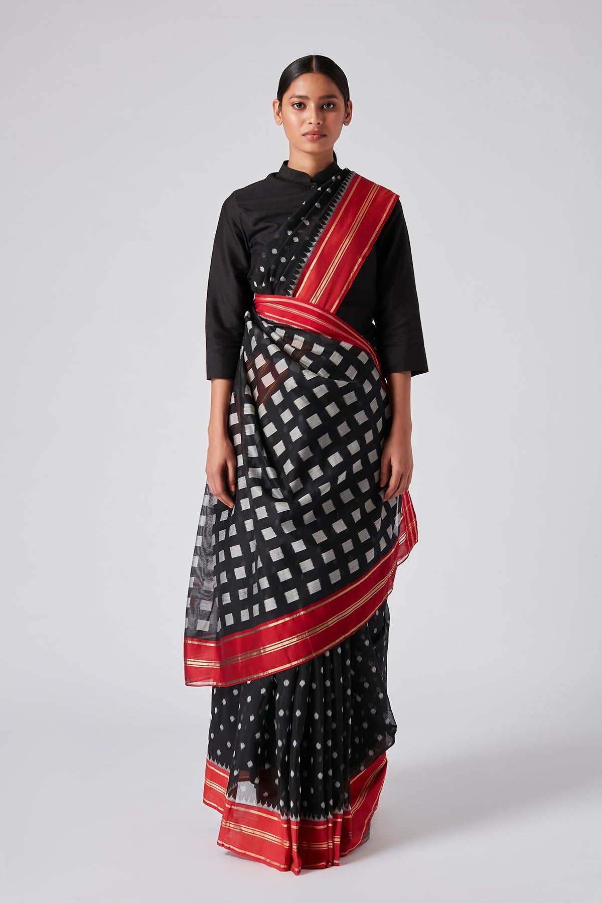 Raiparthy Ikat Sari