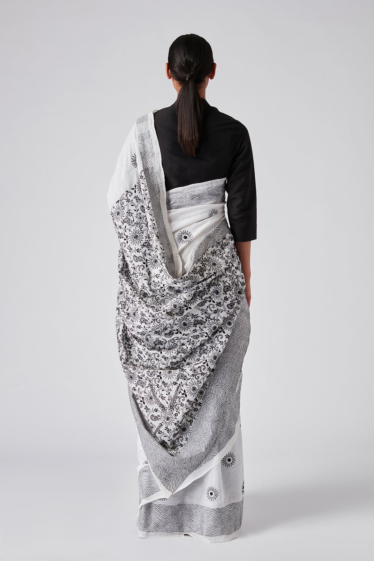 Chikan Sari