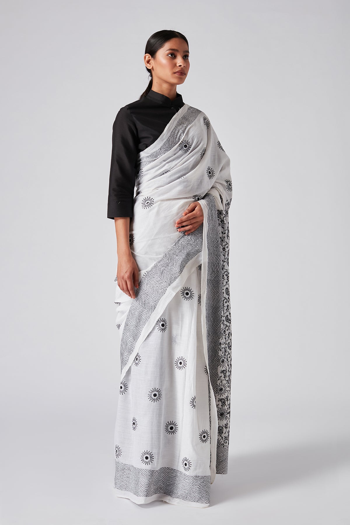 Chikan Sari